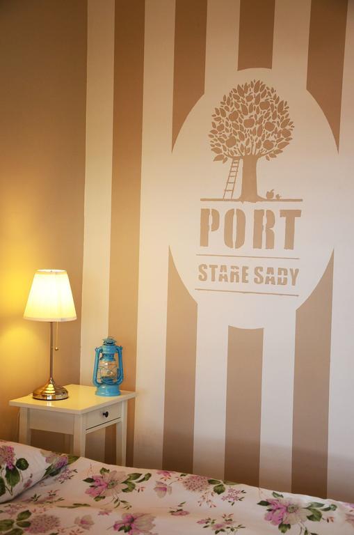 Stare Sady Chillout Rooms "Pod Jabloniami" Mikołajki Pokoj fotografie